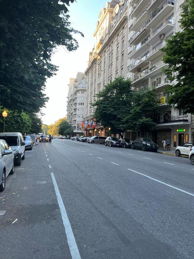 ブエノスアイレスParisian Flat In The Heart Of Recoletaアパートメント エクステリア 写真